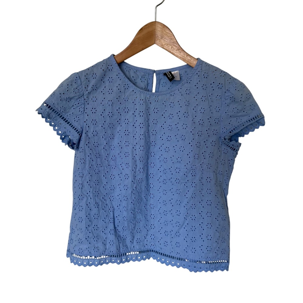 H&M Divided Eyelet Lace Top Womens 2 Blue Excellent Button Back Boho Scalloped